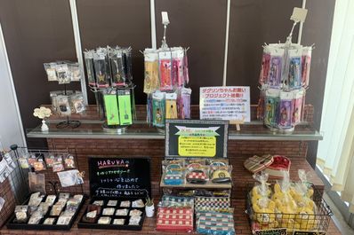 手作り品展示販売コーナー
